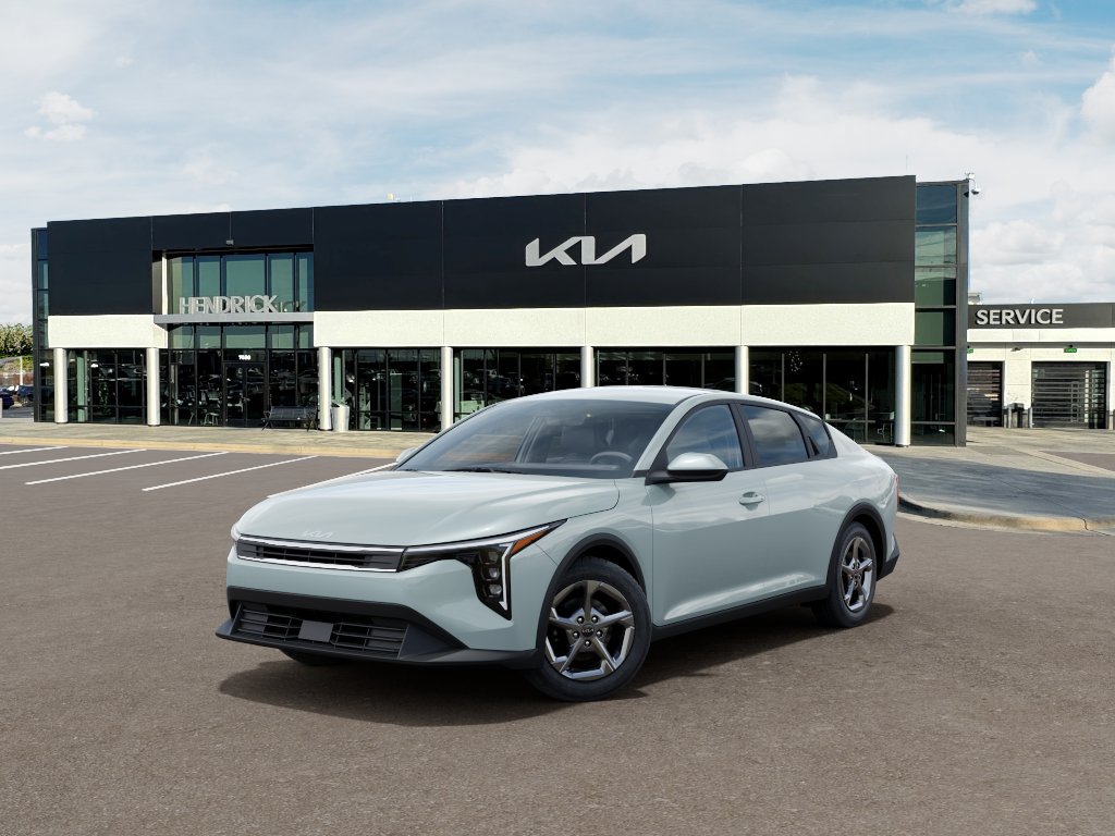 2026 Kia K4 LXS
