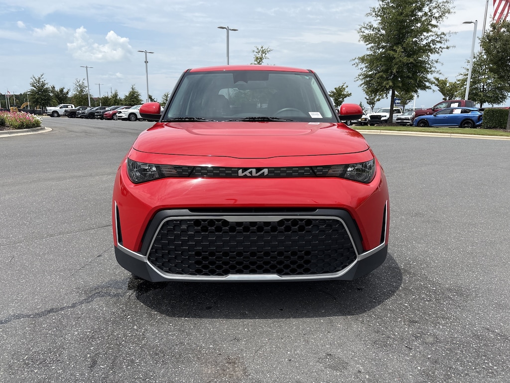 Certified 2024 Kia Soul LX Hatchback