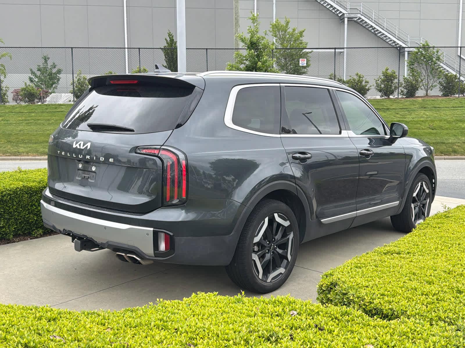 2023 Kia Telluride EX photo 3