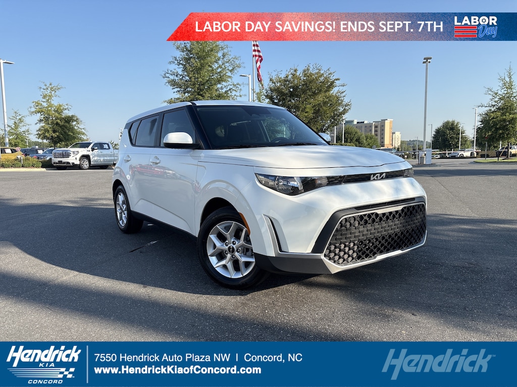 Certified 2025 Kia Soul LX Hatchback