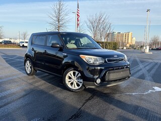 2016 Kia Soul + Hatchback