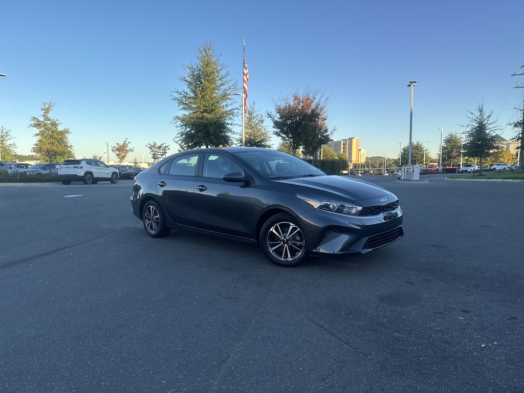 Certified 2022 Kia Forte LXS Sedan
