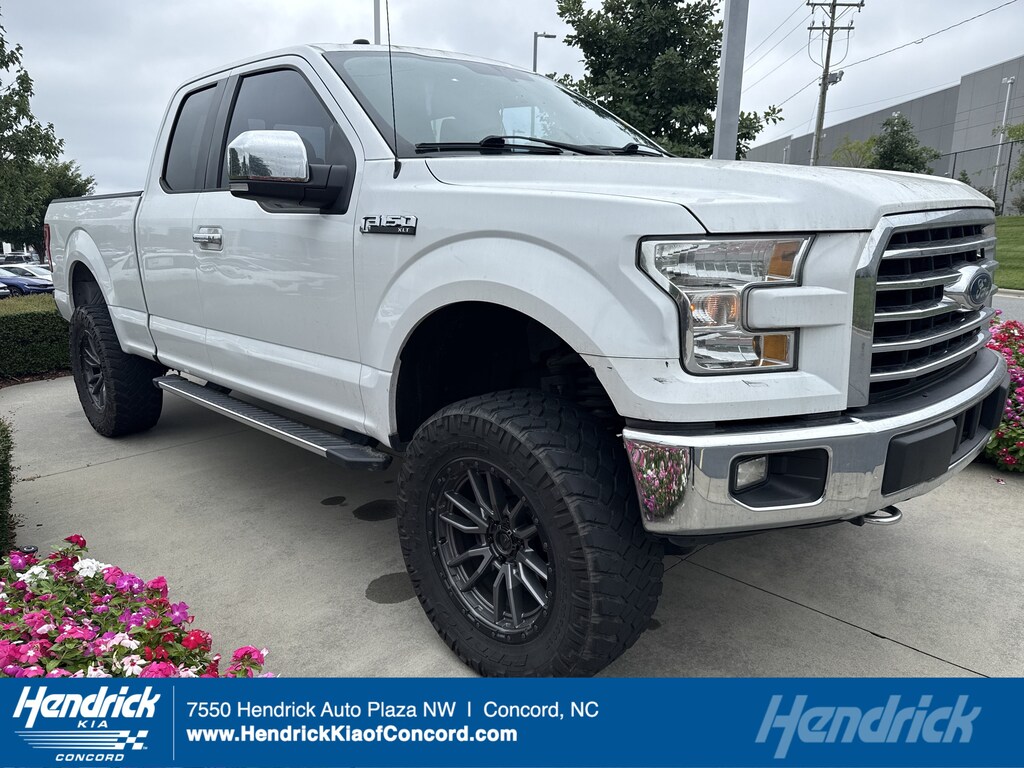 Used 2017 Ford F-150 XLT Pickup