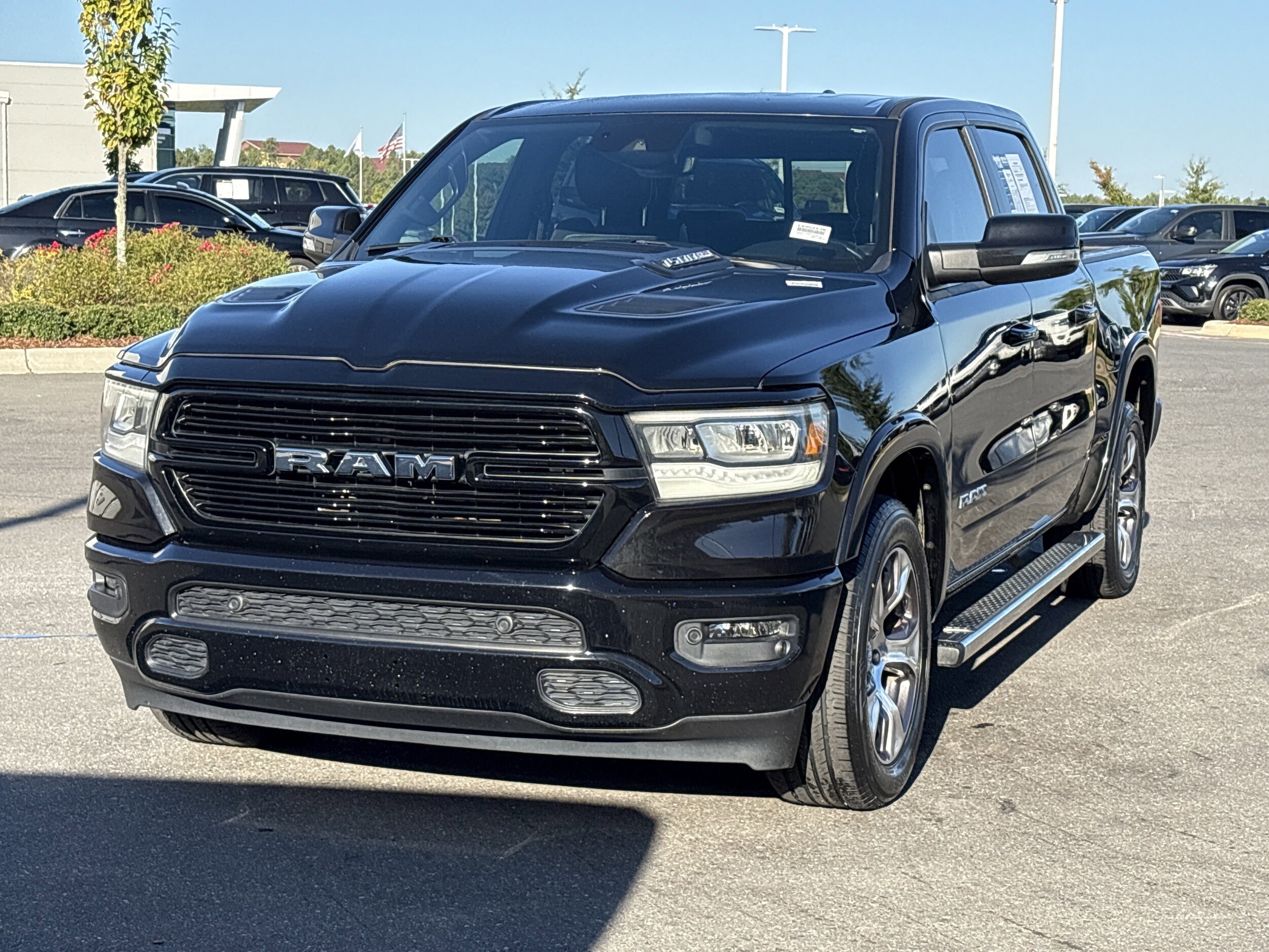 2021 Ram 1500 Laramie photo 3