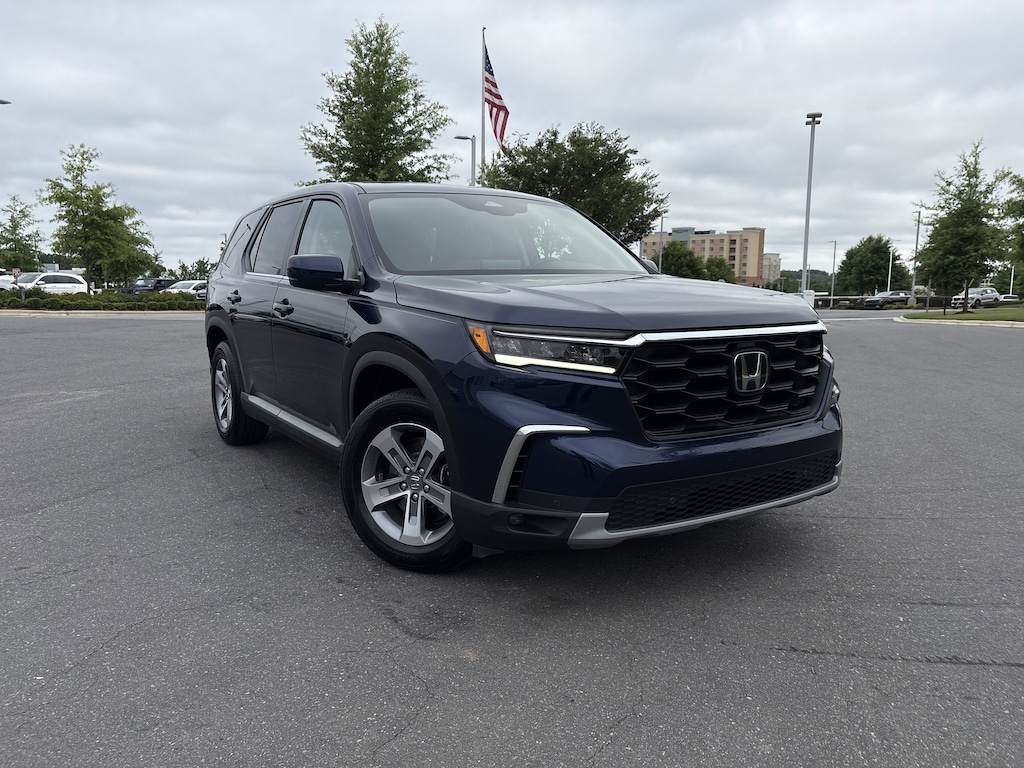 Used 2025 Honda Pilot EX-L SUV