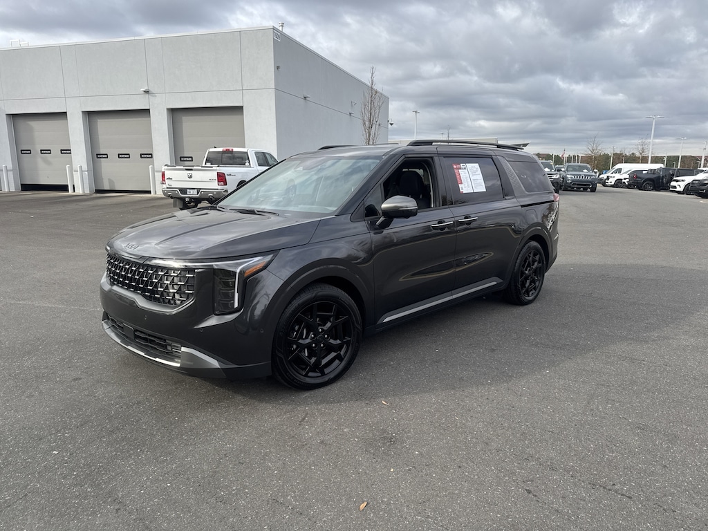 Certified 2026 Kia Carnival SX Prestige Minivan