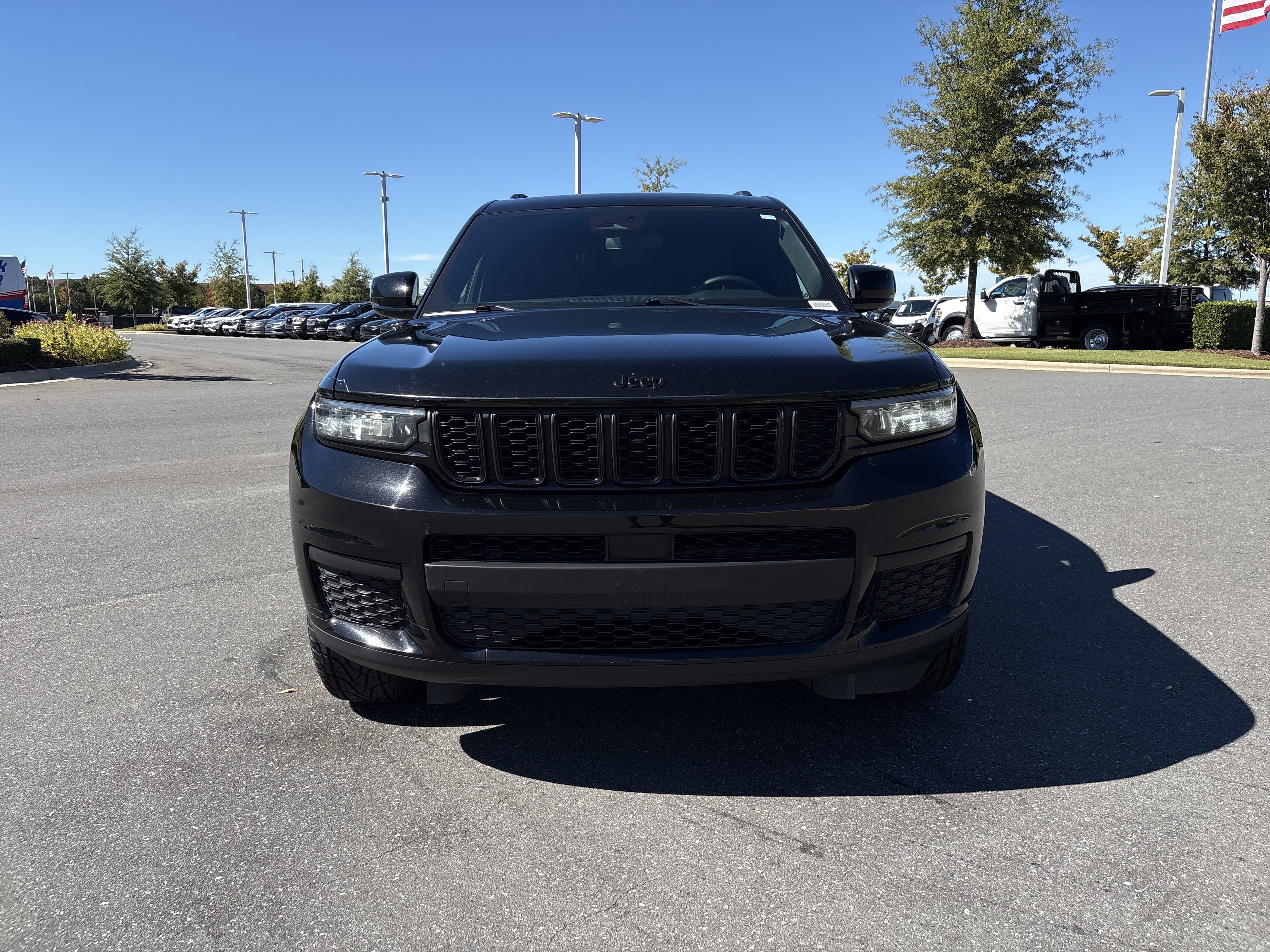 Used 2023 Jeep Grand Cherokee L Altitude SUV