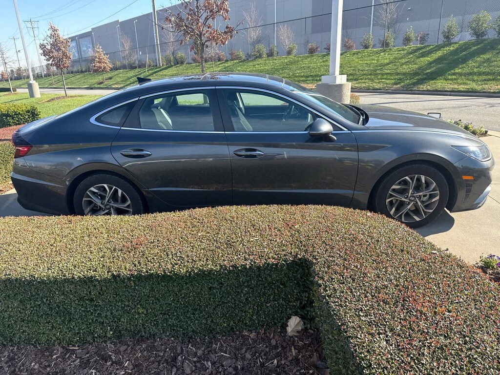 Used 2022 Hyundai Sonata SEL Sedan