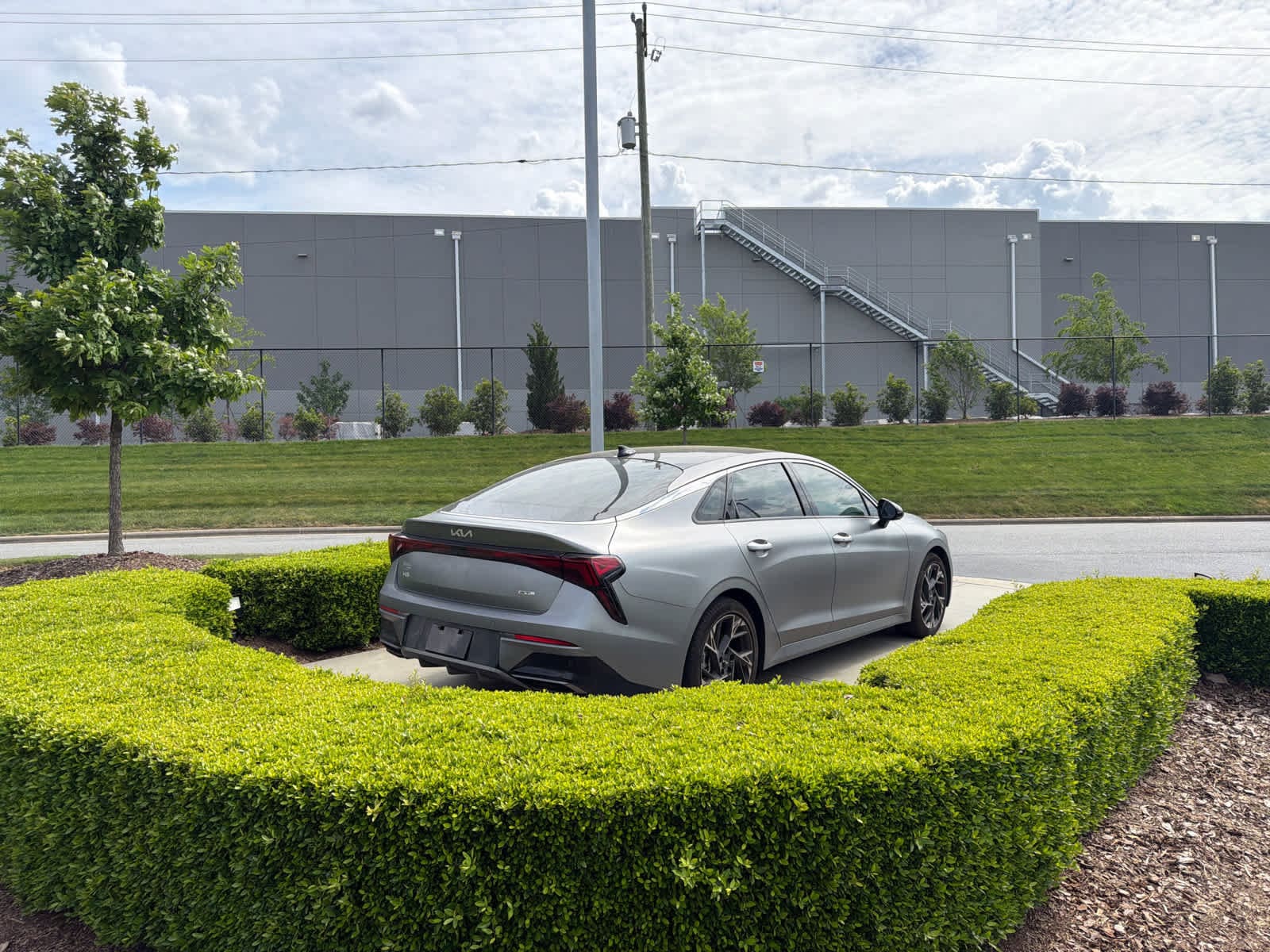 2025 Kia K5 GT-Line photo 3