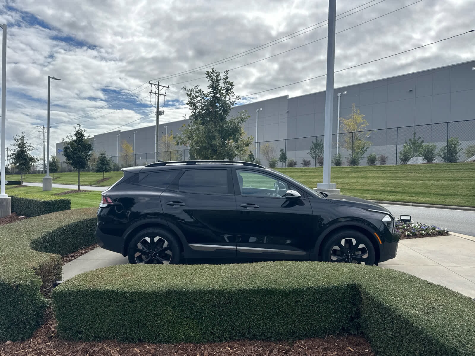 2023 Kia Sportage X-Line photo 2