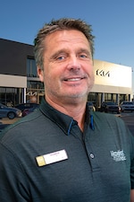 Staff member Steve Chomentowski from ID_c617e531849c