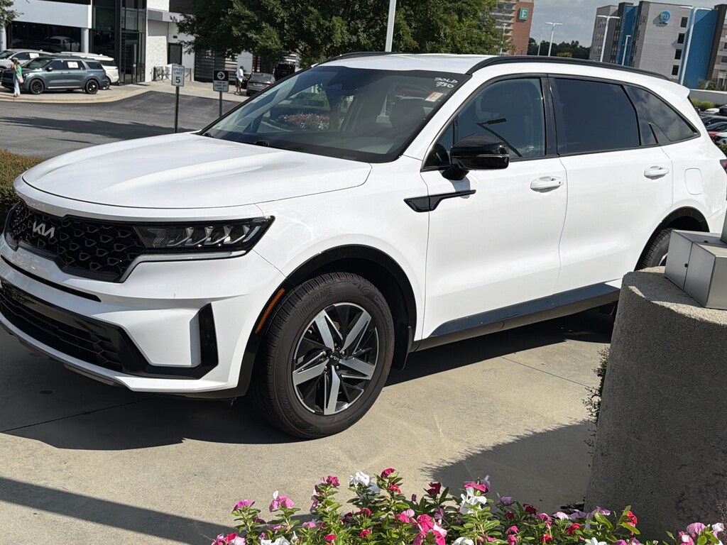 Certified 2022 Kia Sorento S SUV