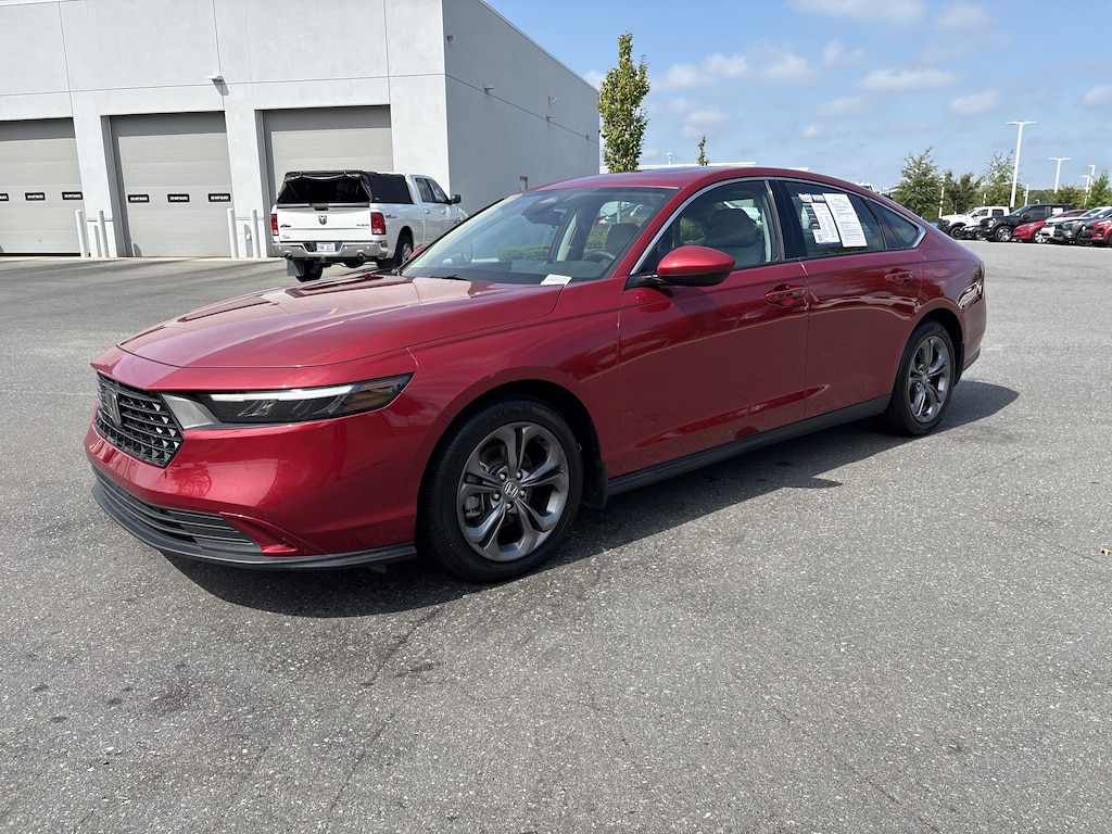 Used 2024 Honda Accord EX Sedan