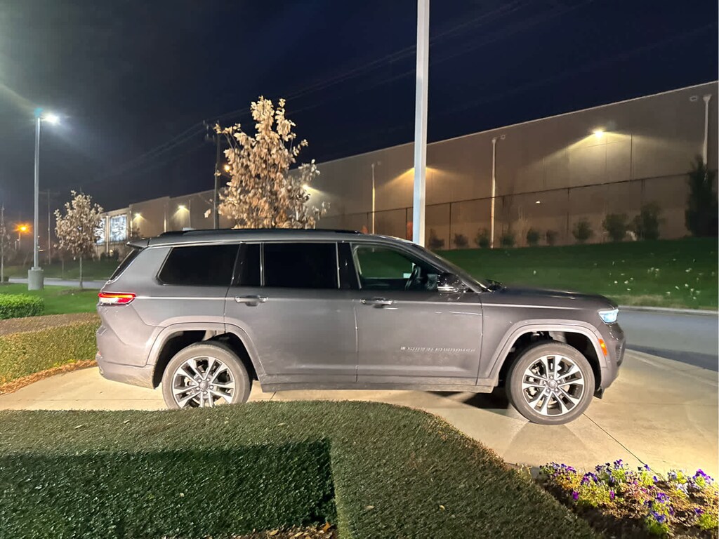 Used 2021 Jeep Grand Cherokee L Overland SUV