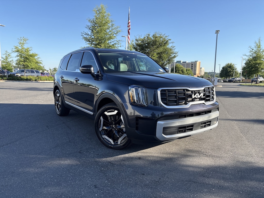 Certified 2025 Kia Telluride S SUV