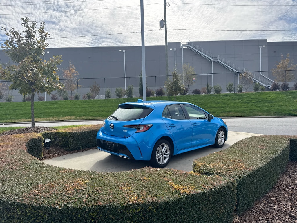 Used 2019 Toyota Corolla Hatchback SE Hatchback