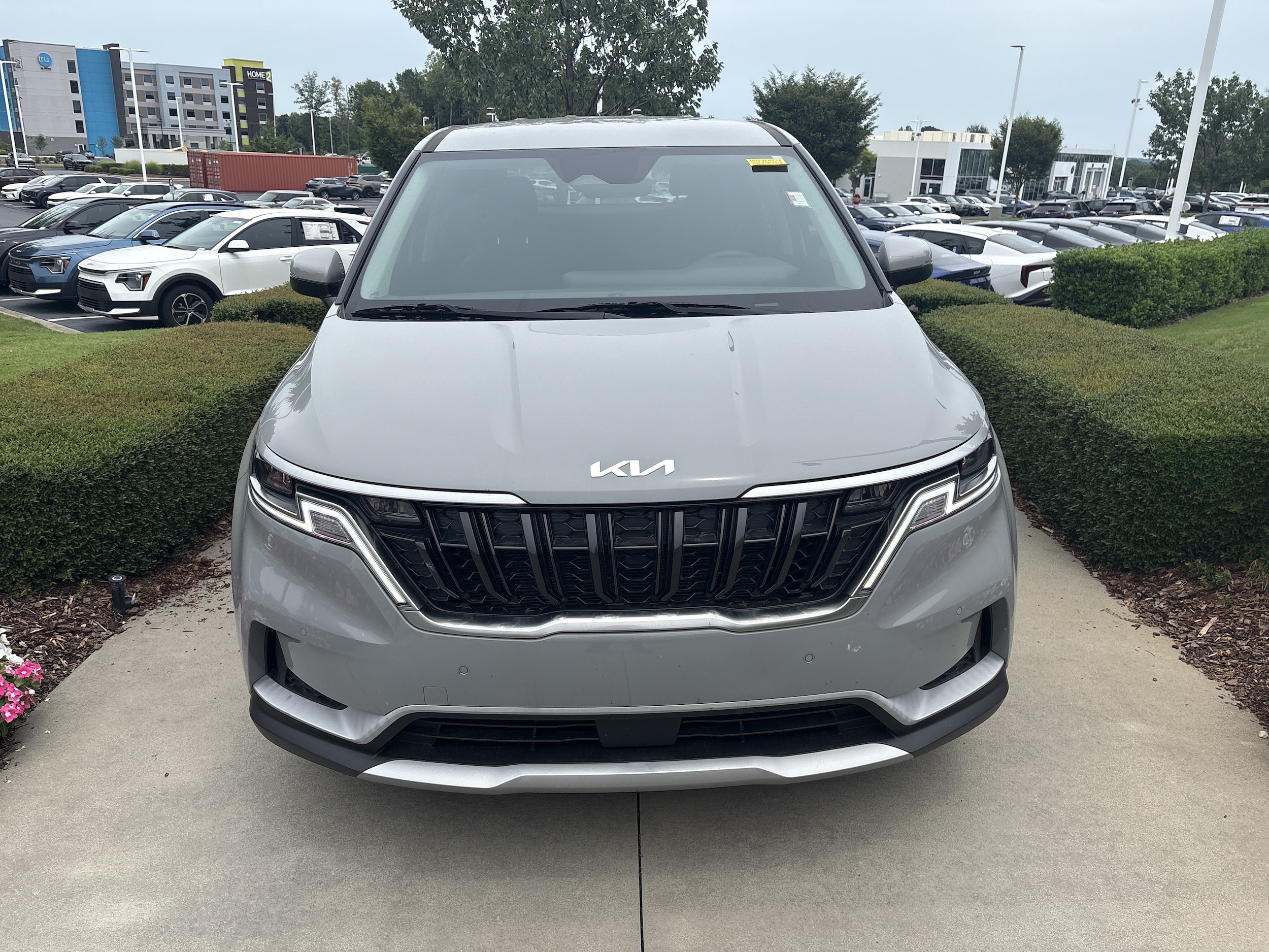 Kia Carnival EX