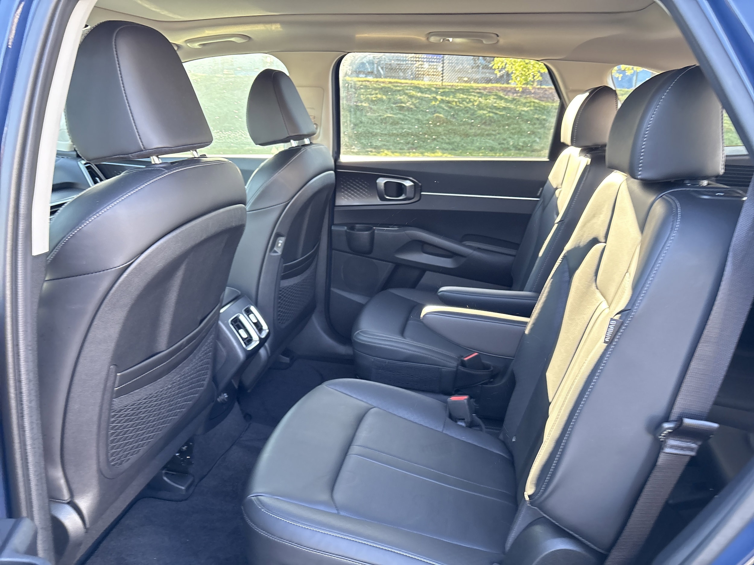 2025 Kia Sorento EX photo 6