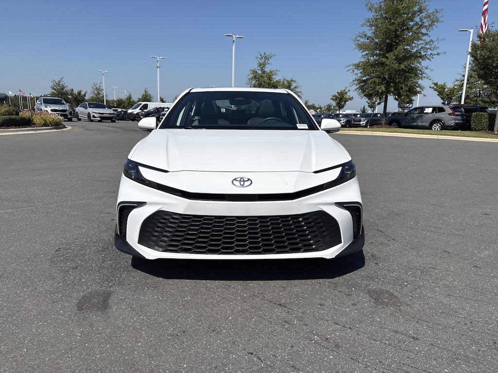 Used 2025 Toyota Camry SE Sedan