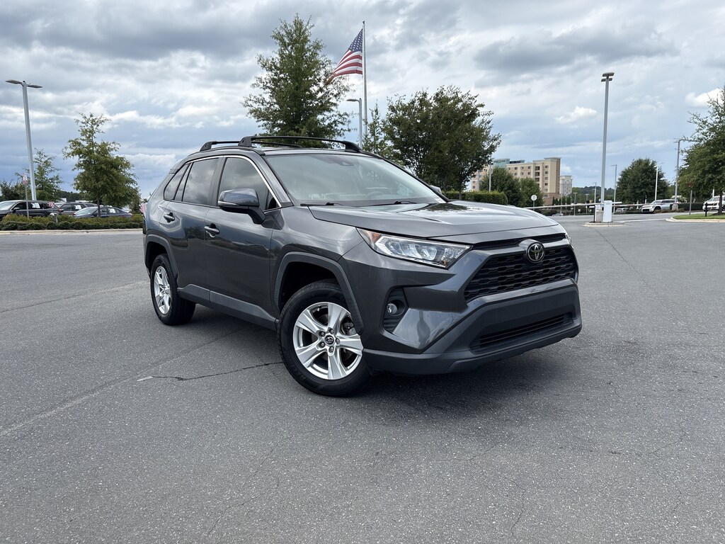 Used 2020 Toyota RAV4 XLE SUV