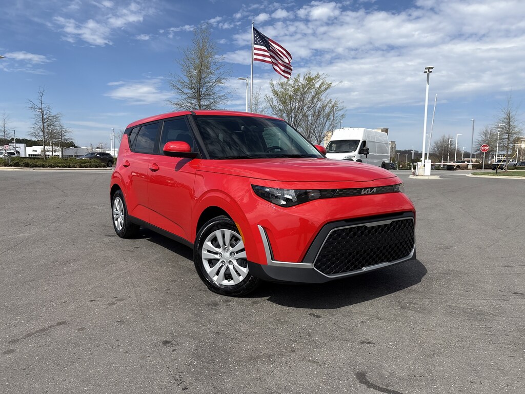 Certified 2025 Kia Soul LX Hatchback