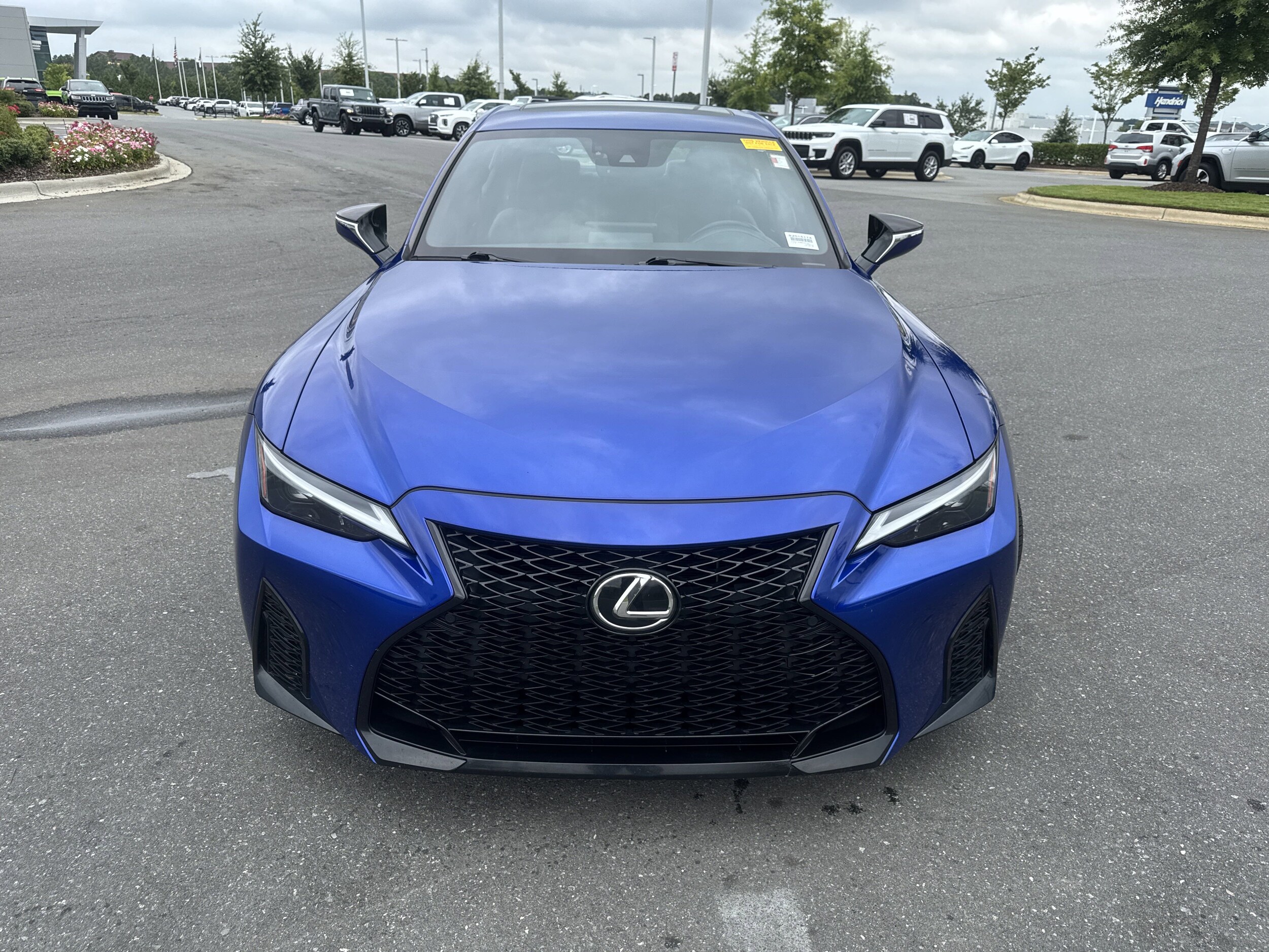 2021 Lexus IS 350 F SPORT photo 3