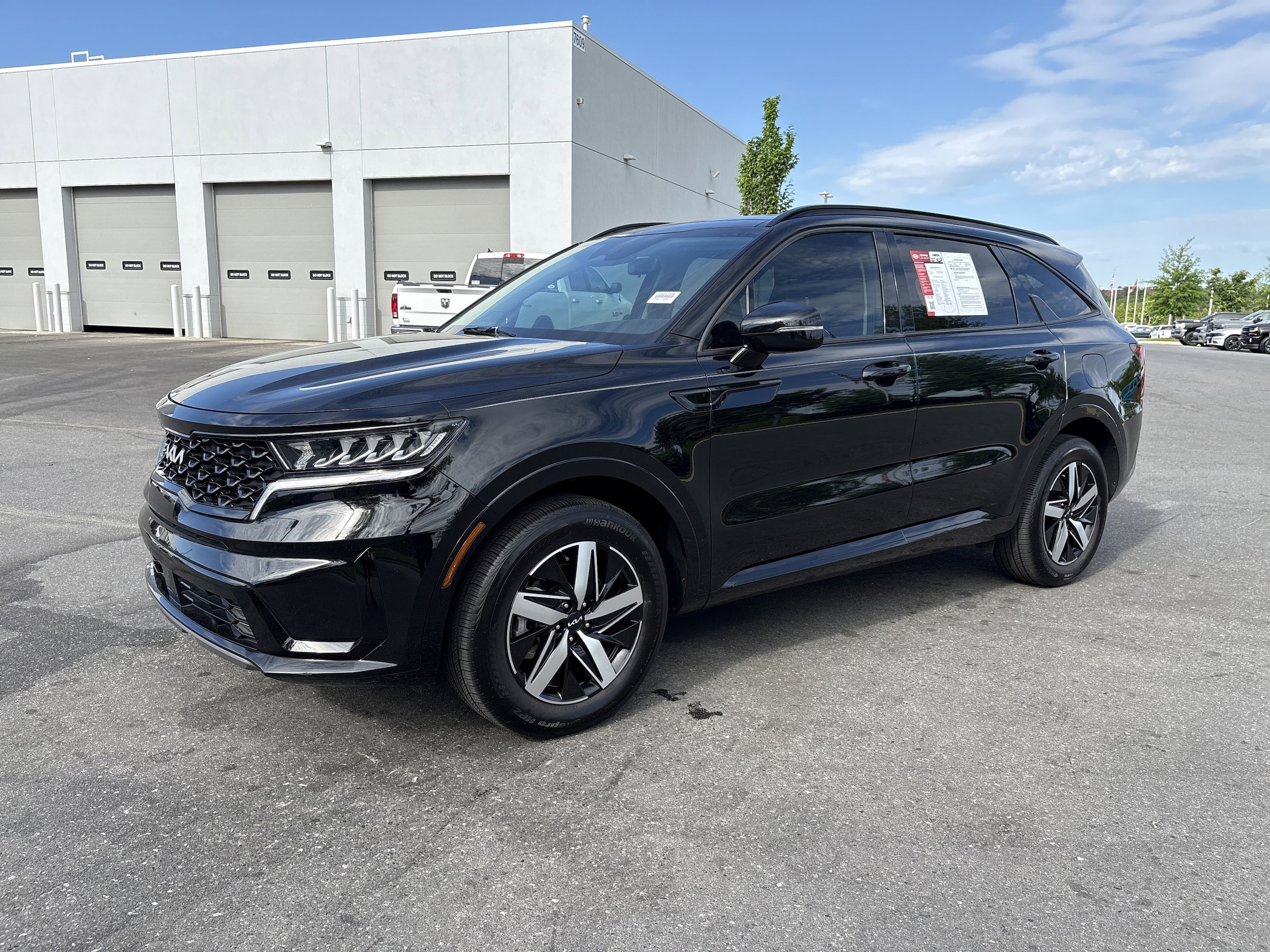 2022 Kia Sorento EX photo 4