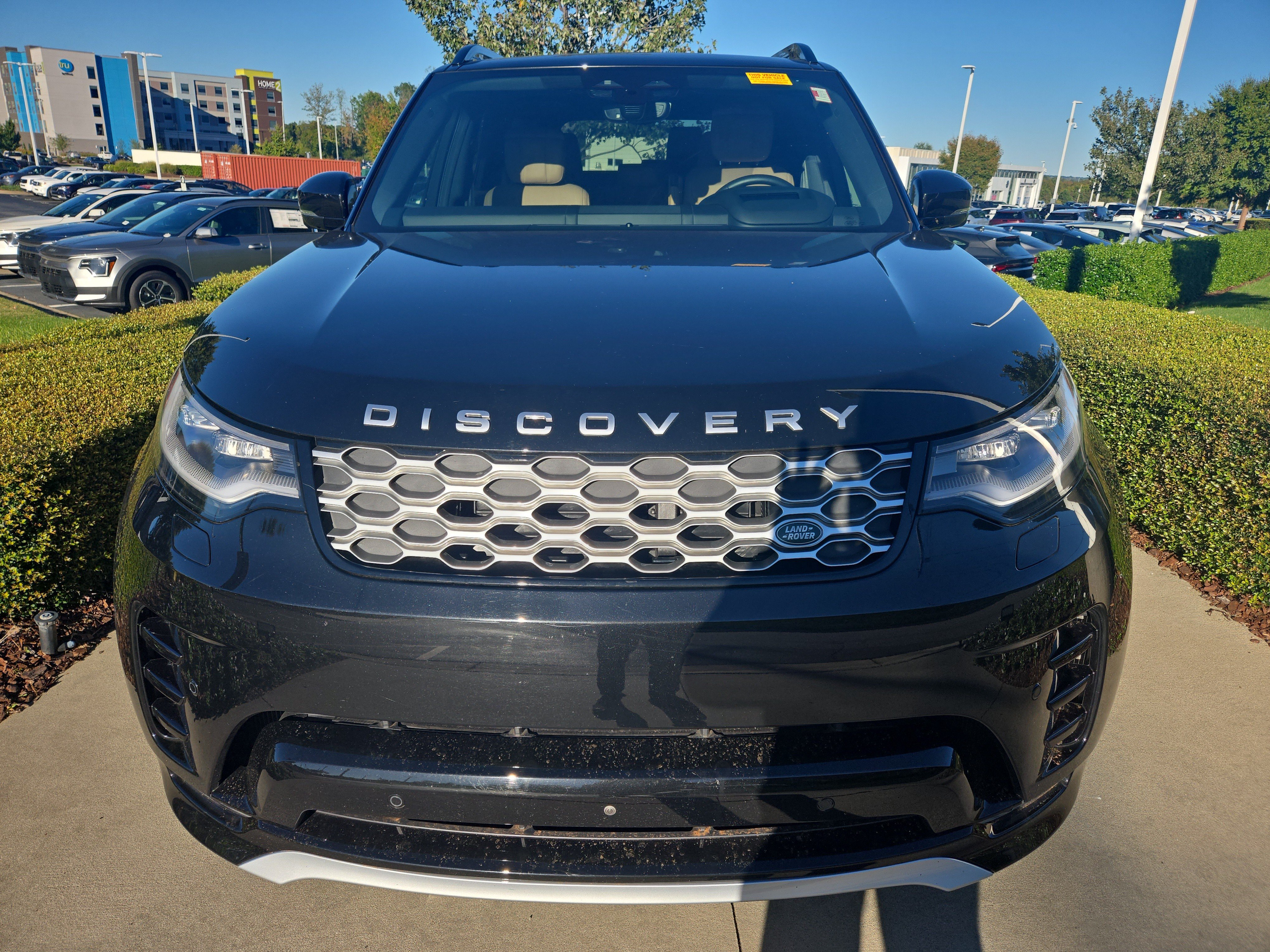 Used 2024 Land Rover Discovery Metropolitan Edition SUV