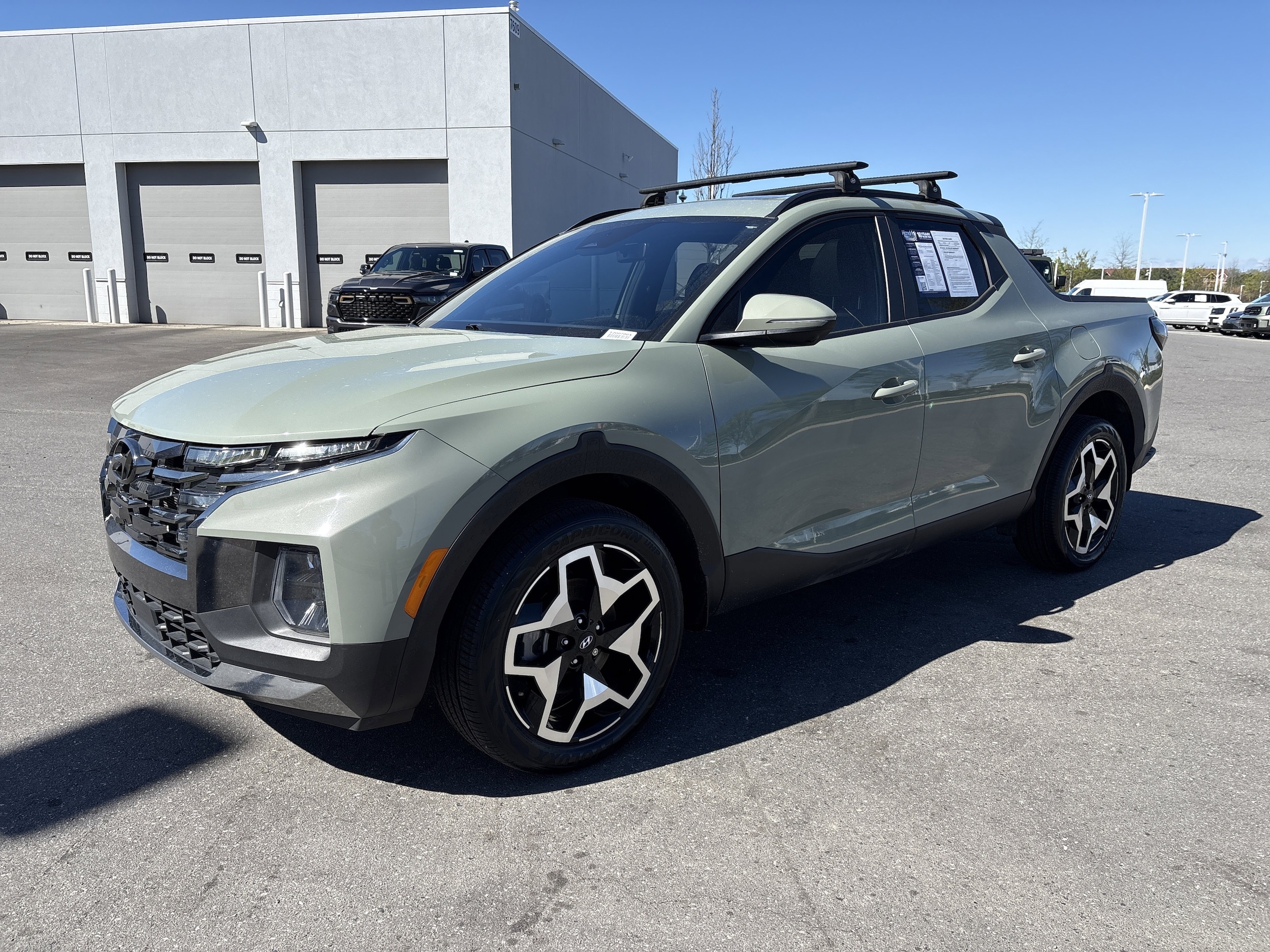 2023 Hyundai Santa Cruz Limited photo 4