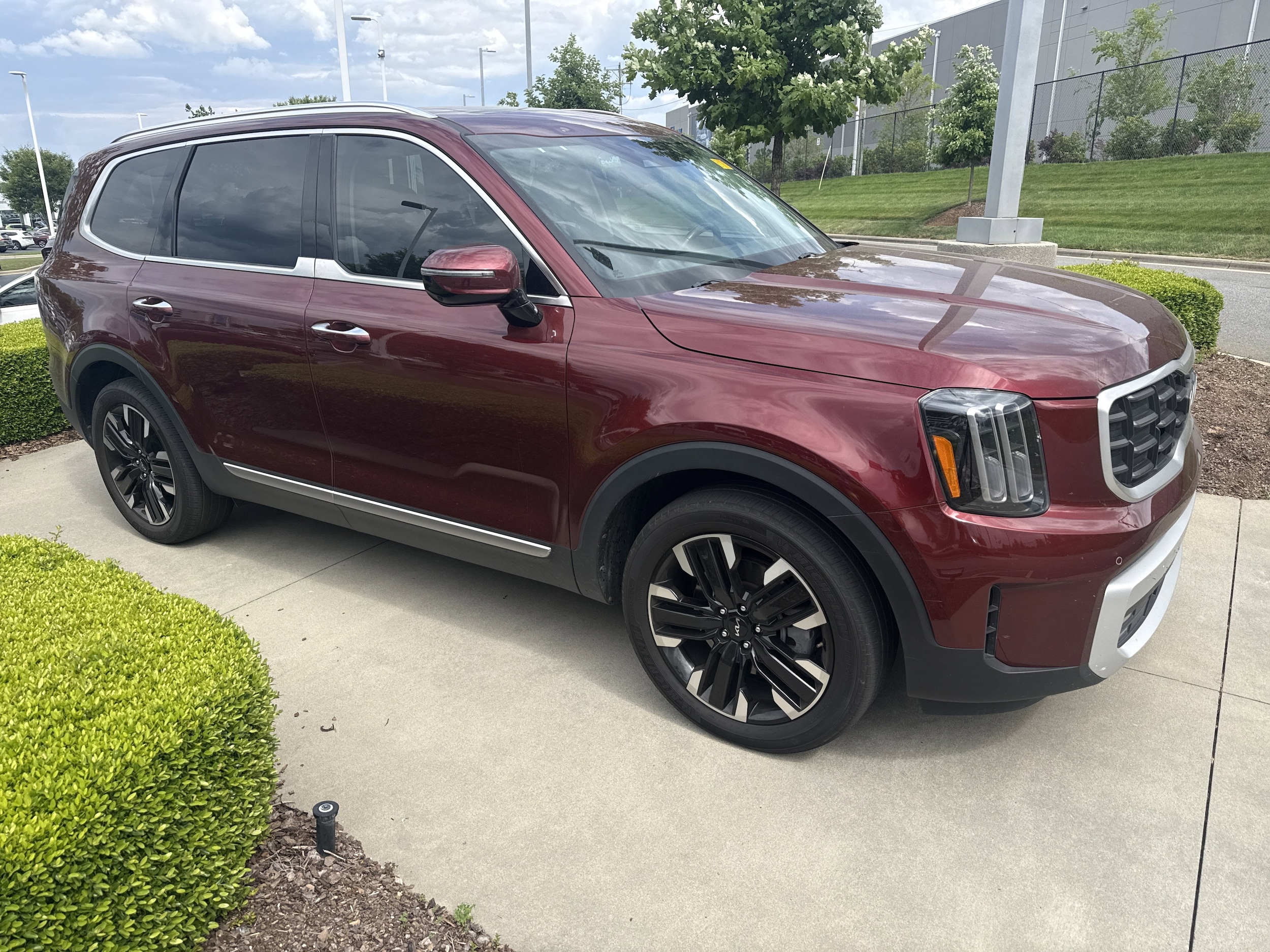 2024 Kia Telluride SX Prestige photo 2