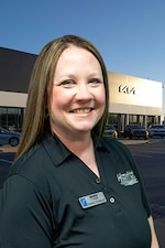 Staff member Shelley Grindstaff from ID_0d9be9218da4
