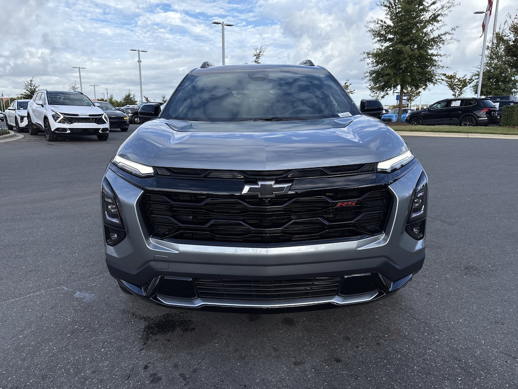 Used 2025 Chevrolet Equinox FWD RS SUV