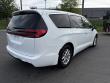 2025 Chrysler Pacifica Select Minivan
