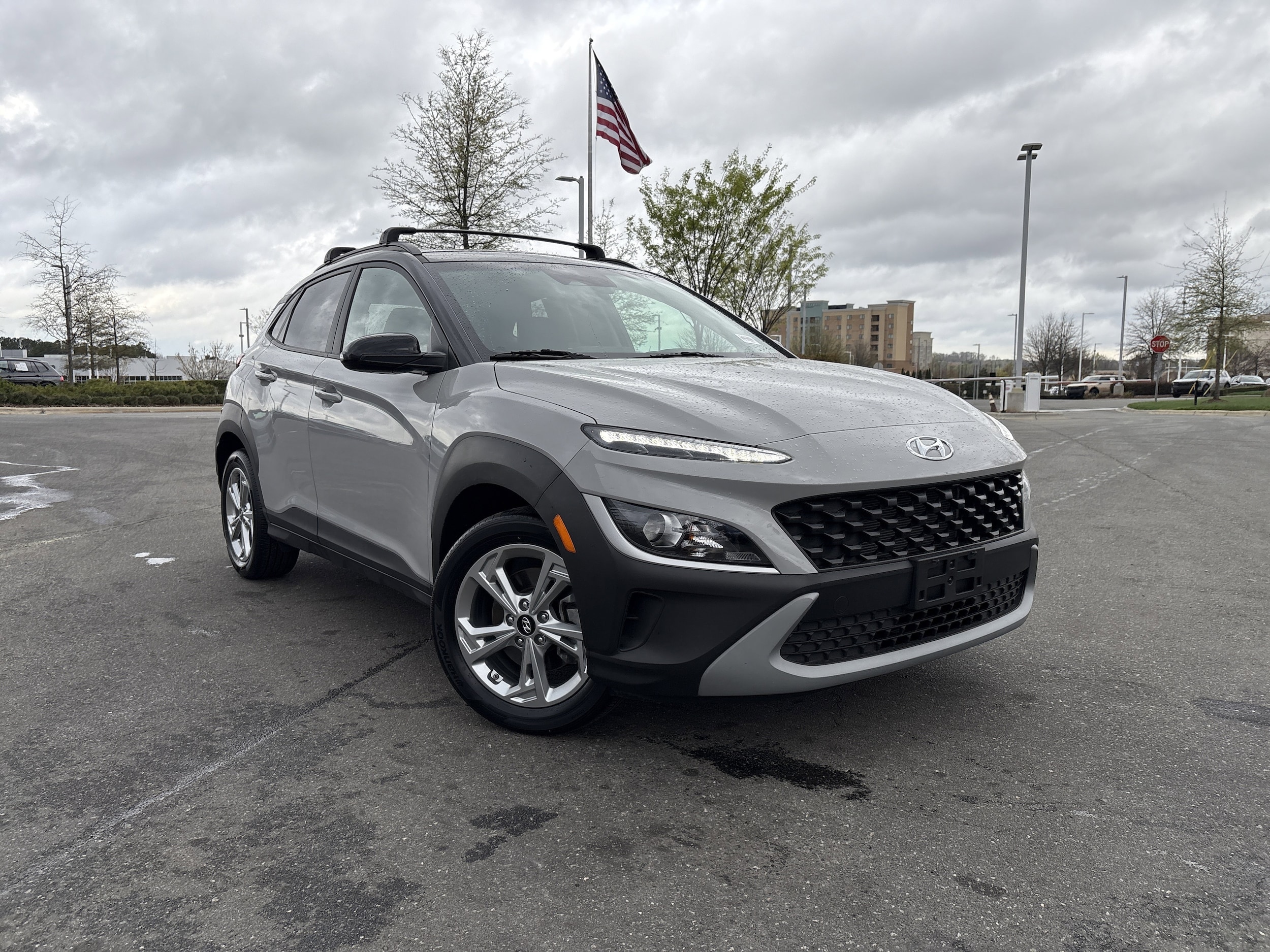 2023 Hyundai Kona SEL photo 2