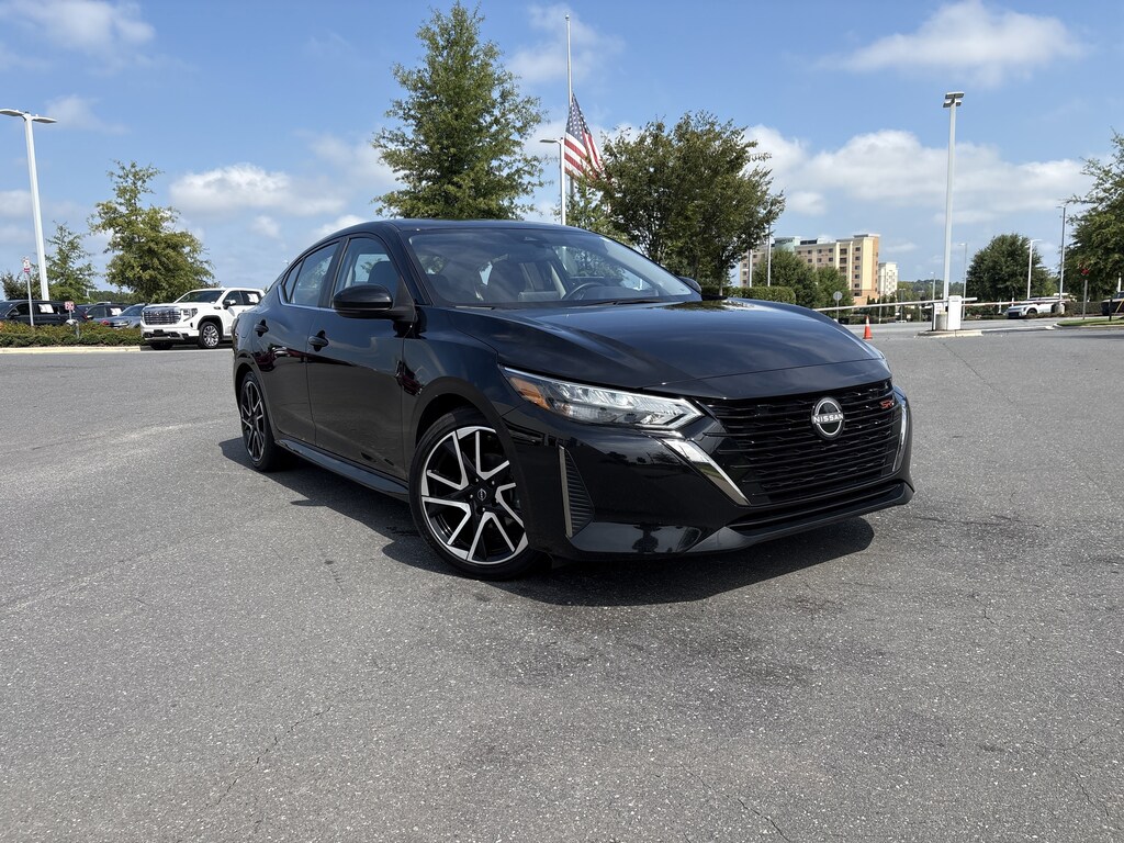 Certified 2025 Nissan Sentra SR Sedan