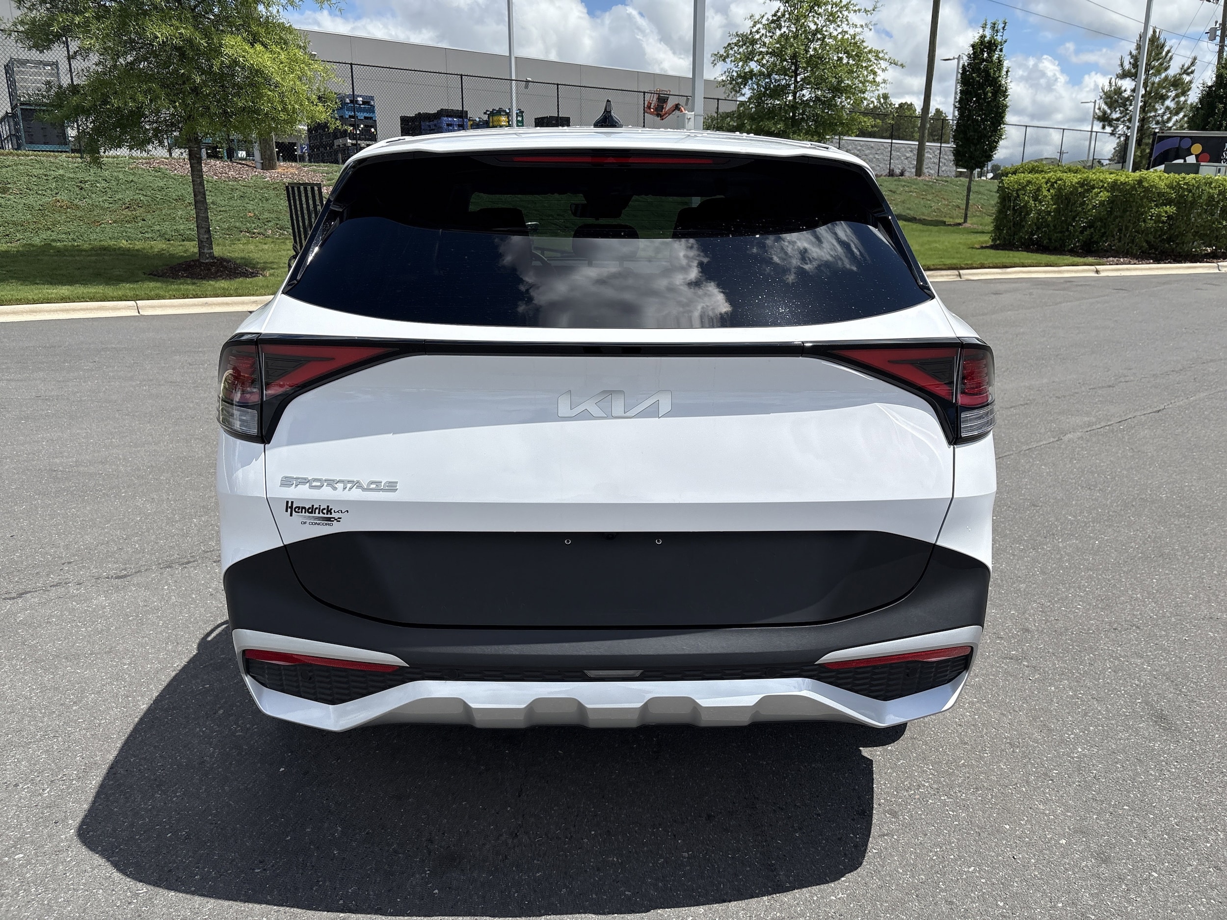2025 Kia Sportage EX photo 3