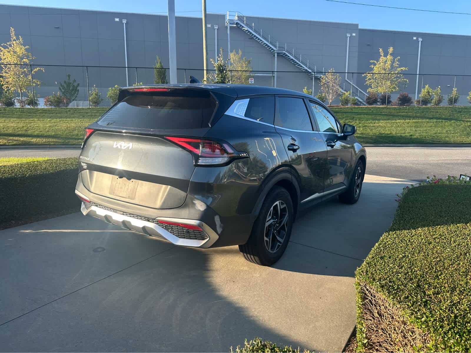 2023 Kia Sportage LX photo 2