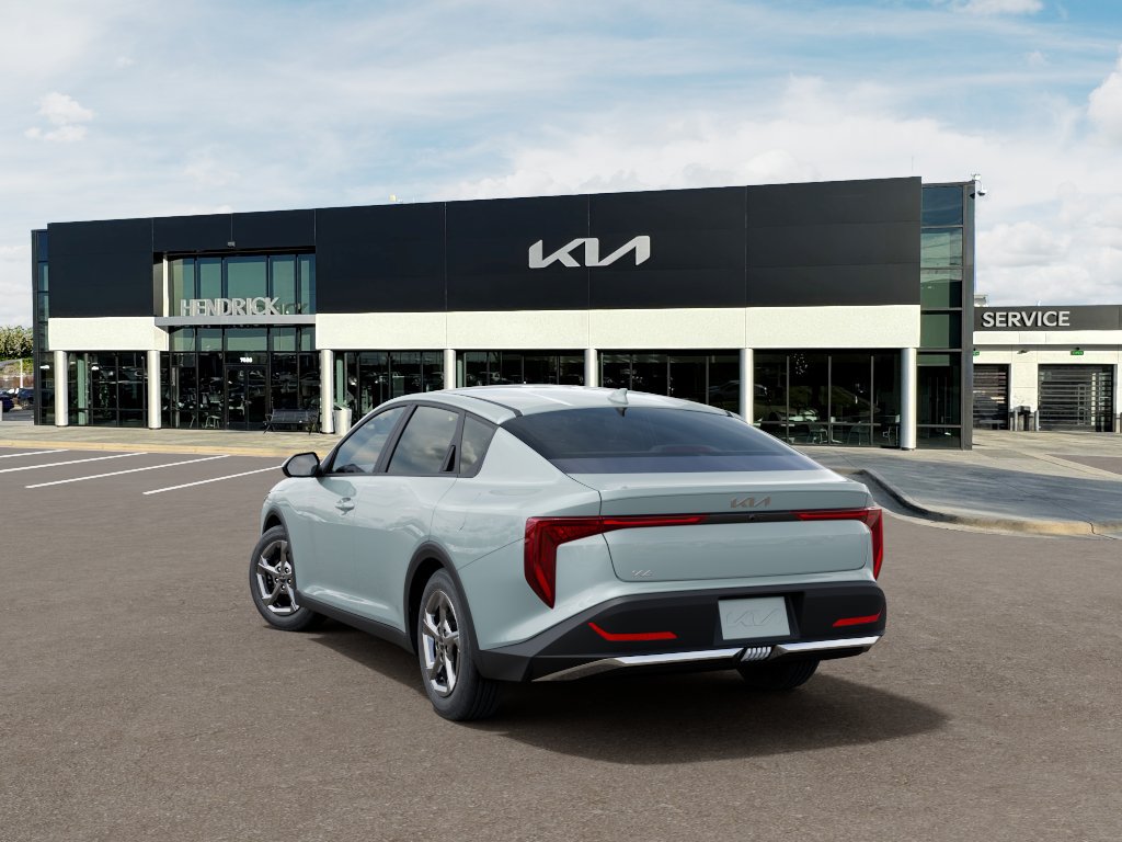 2026 Kia K4 LXS