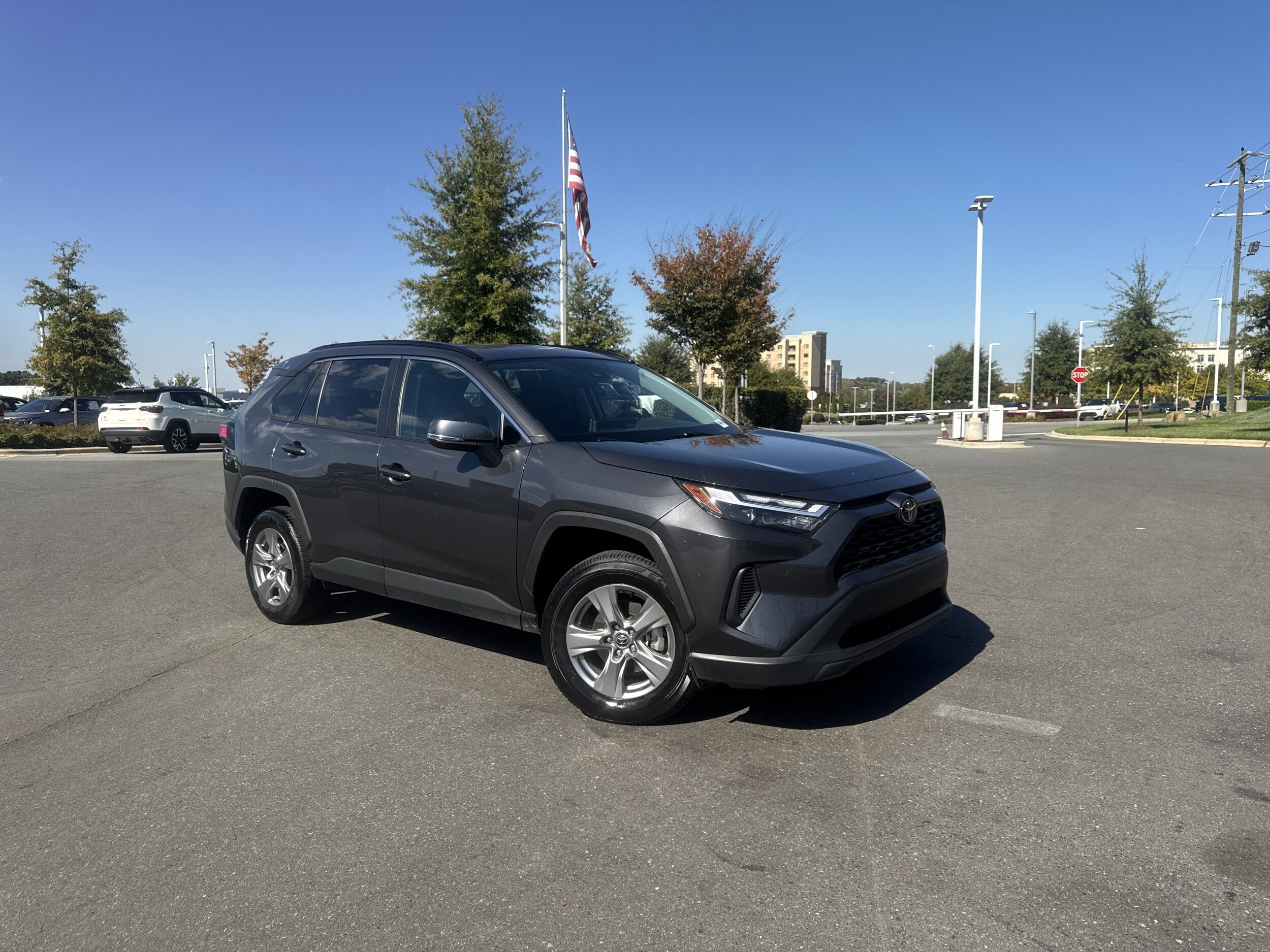 2024 Toyota RAV4 XLE photo 2