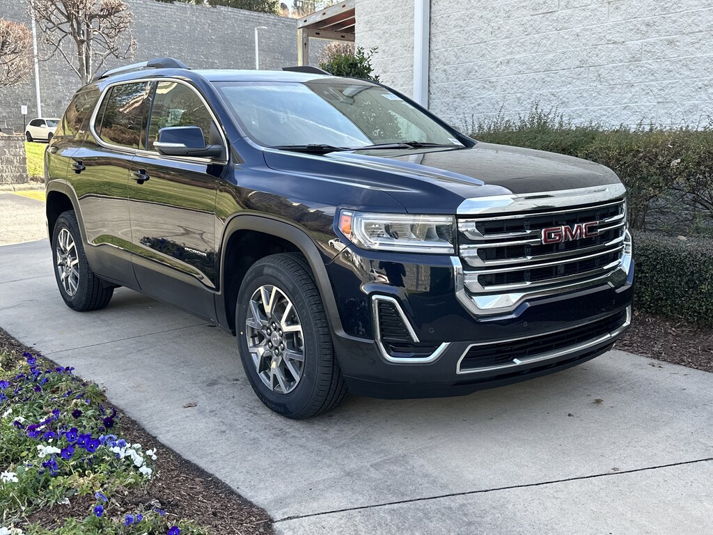 Used 2022 GMC Acadia SLE SUV