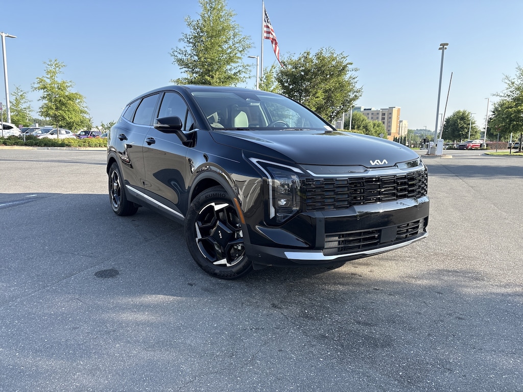 Certified 2026 Kia Sportage EX SUV