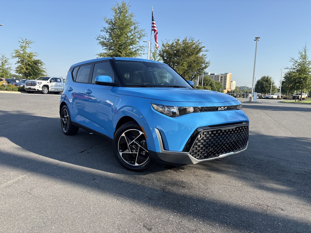 Used 2025 Kia Soul EX Hatchback
