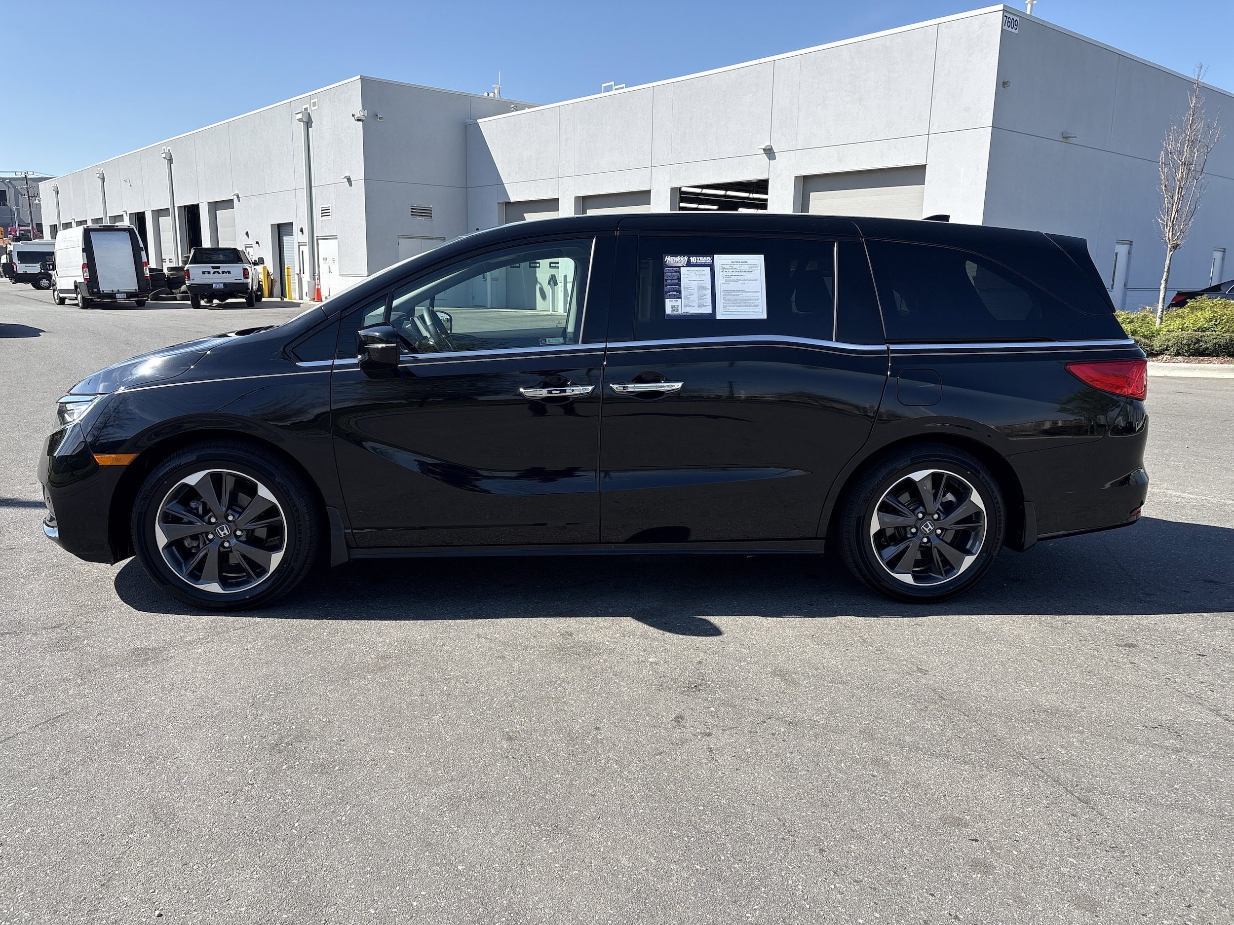 2023 Honda Odyssey Elite photo 5