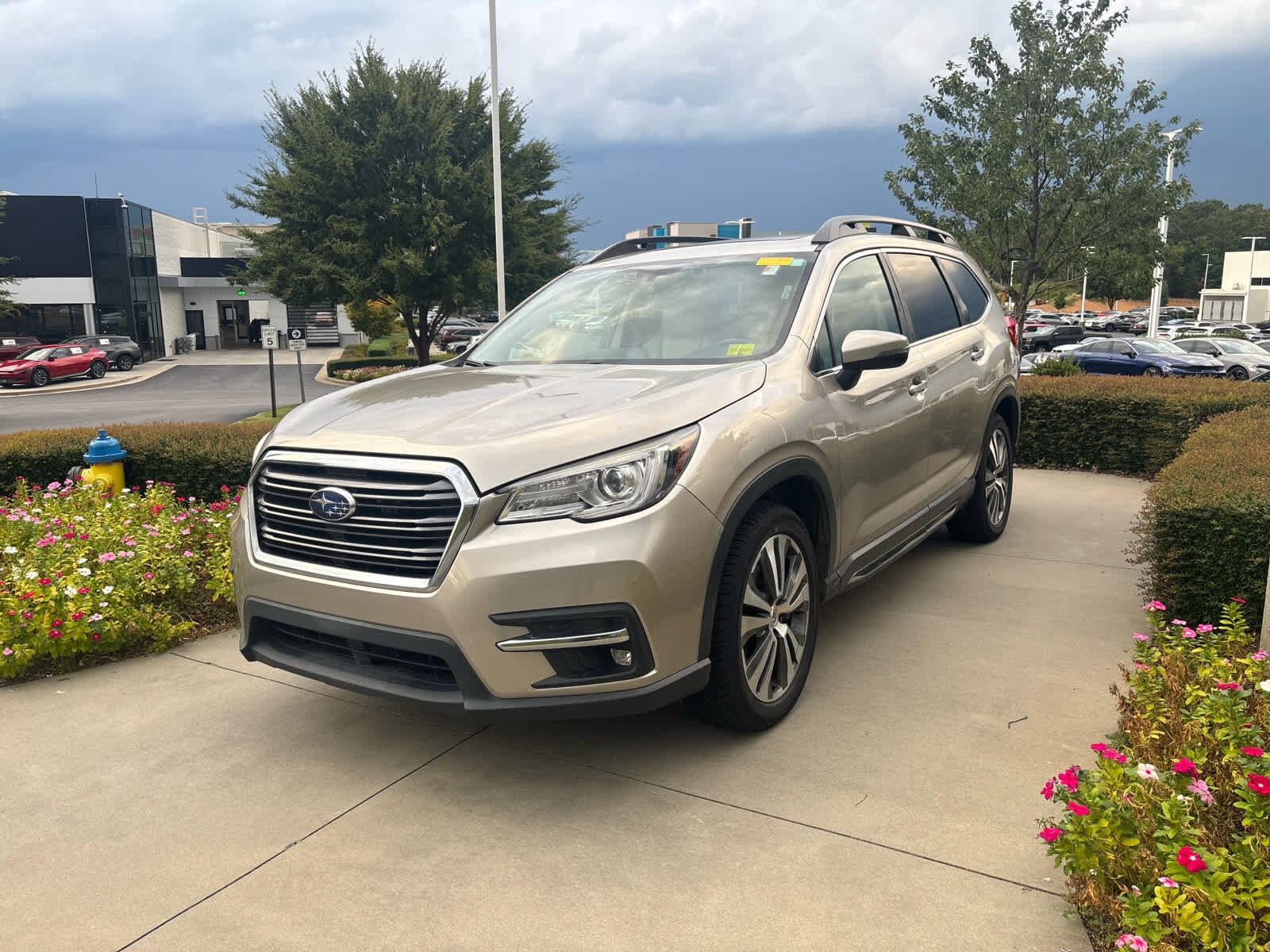 2019 Subaru Ascent Limited photo 2