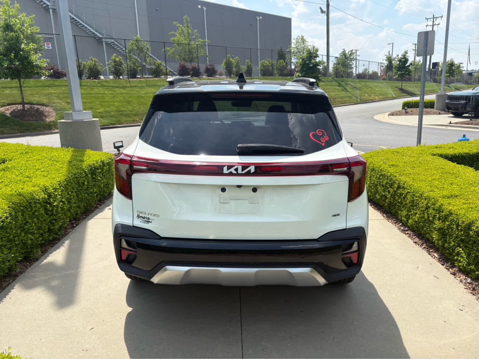 2024 Kia Seltos S photo 5