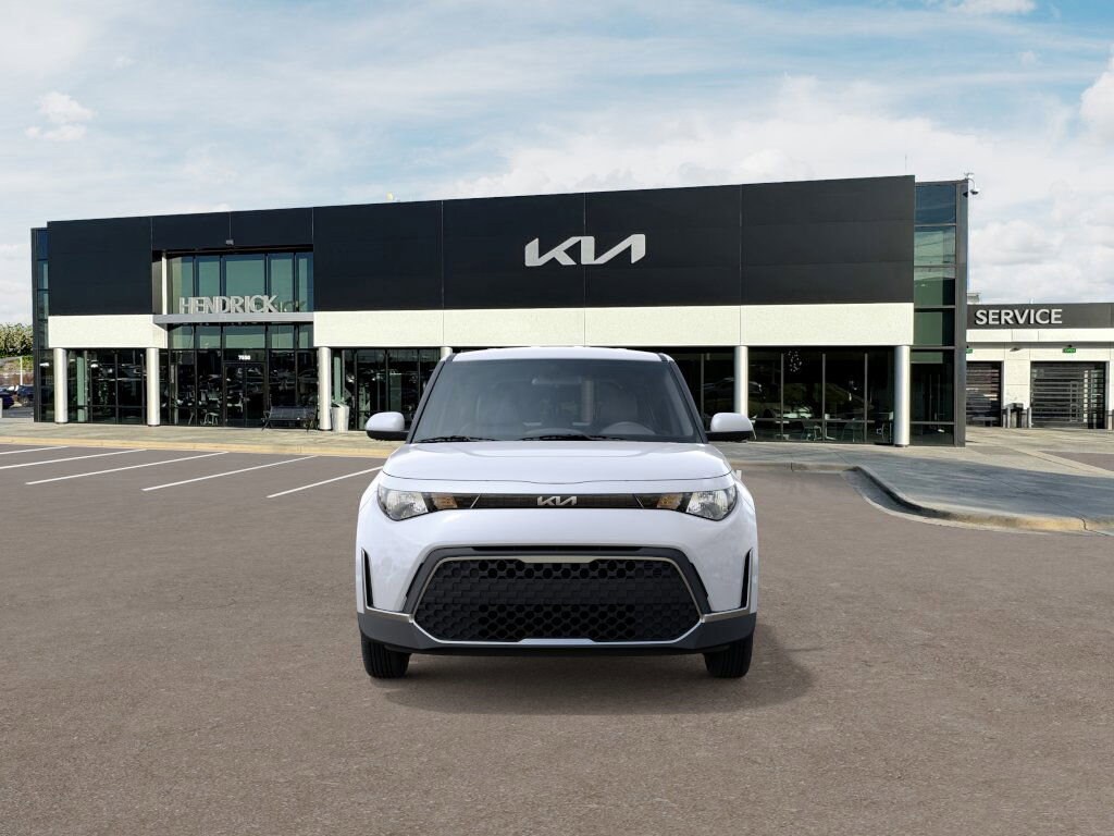 New 2025 Kia Soul LX Hatchback