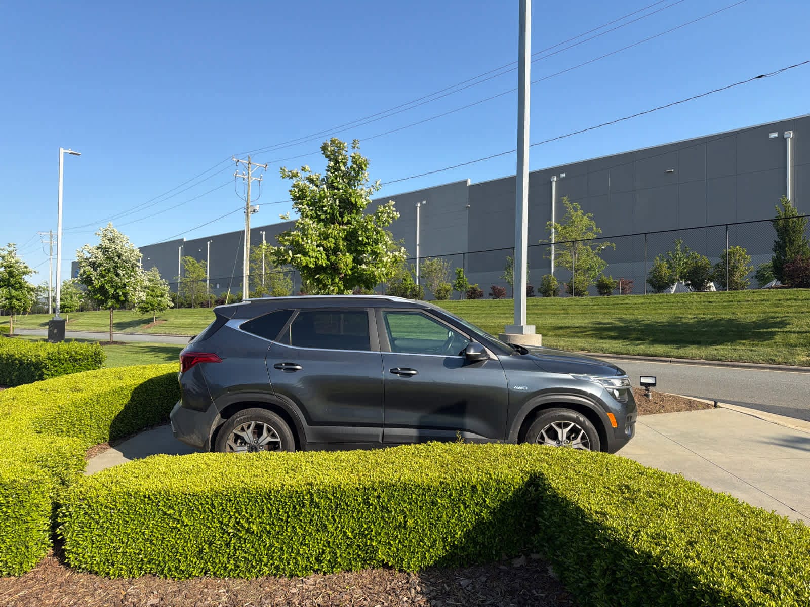 2021 Kia Seltos EX photo 2