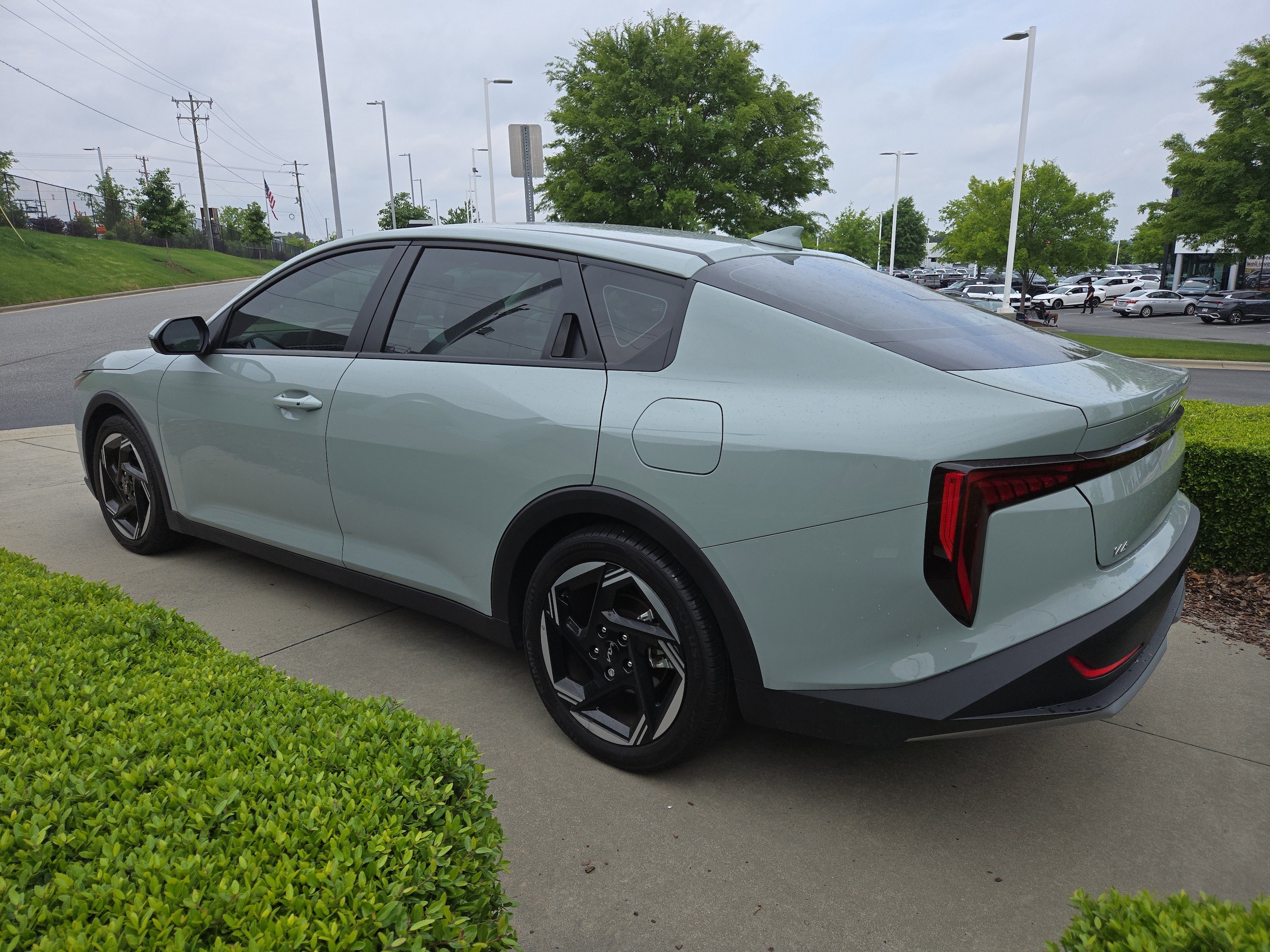 2025 Kia K4 EX photo 3
