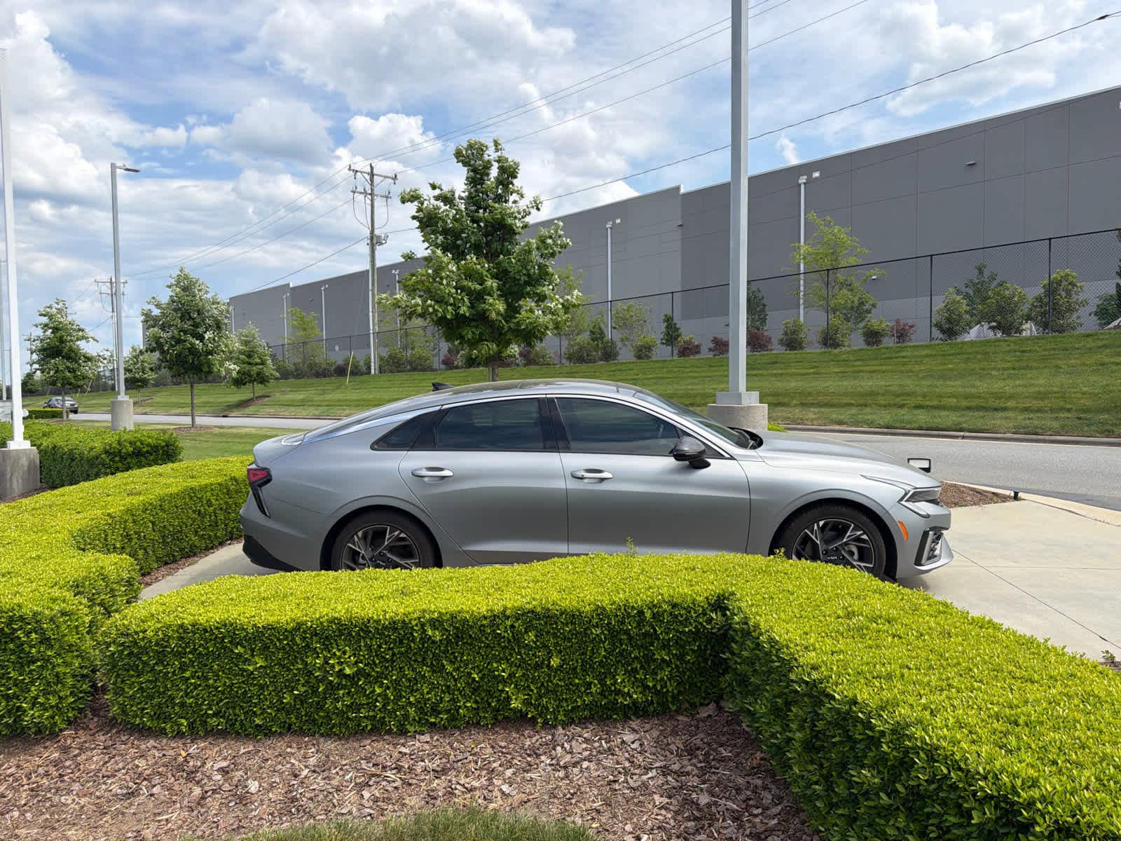 2025 Kia K5 GT-Line photo 2