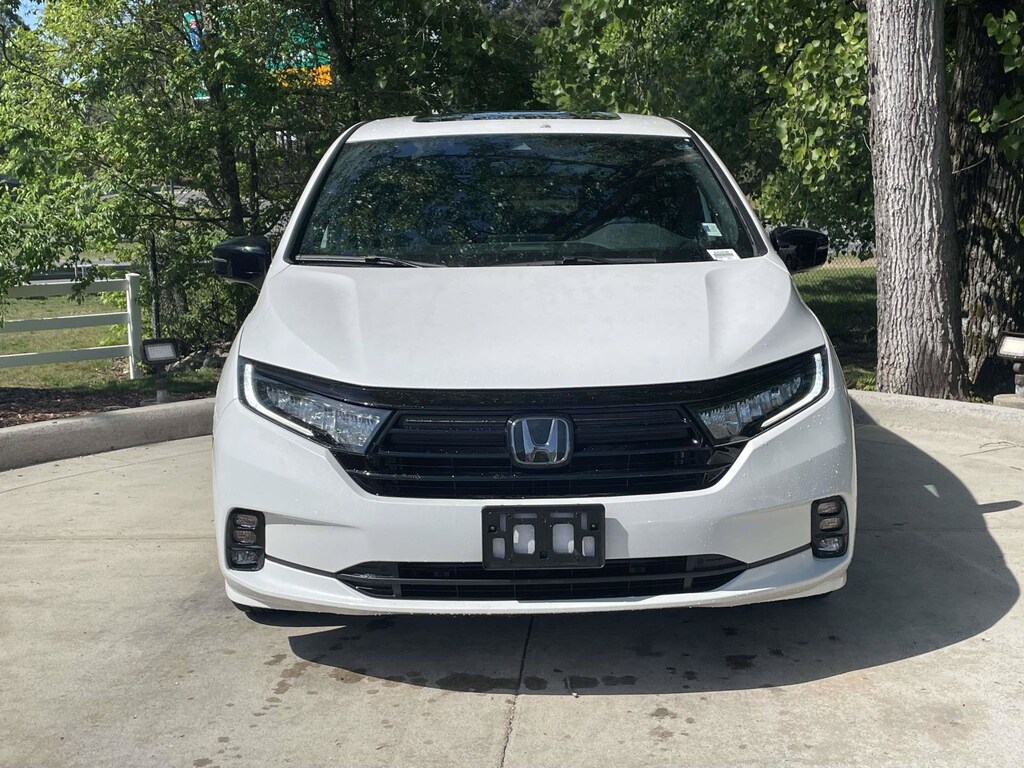 Used 2024 Honda Odyssey Sport Minivan